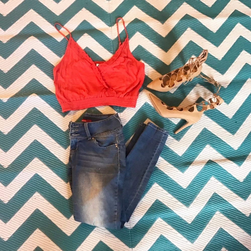 NEW Orange floral trim crop top